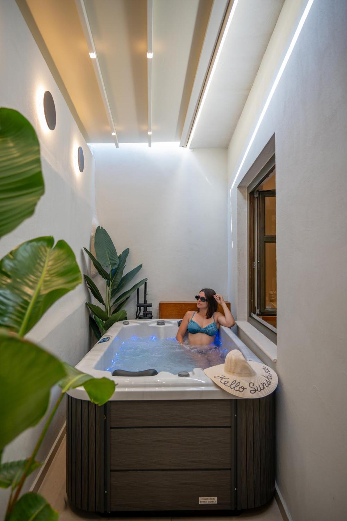 Rettimo Suites, Experience Luxury In The Heart Of