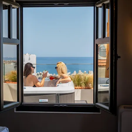 Rettimo Suites, Experience Luxury In The Heart Of Rethymno Exterior photo