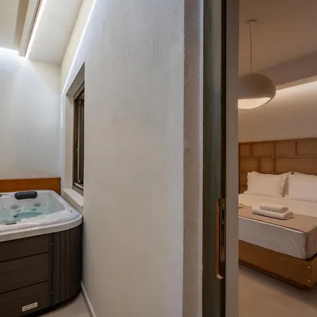 Rettimo Suites, Experience Luxury In The Heart Of Rethymno Exterior photo