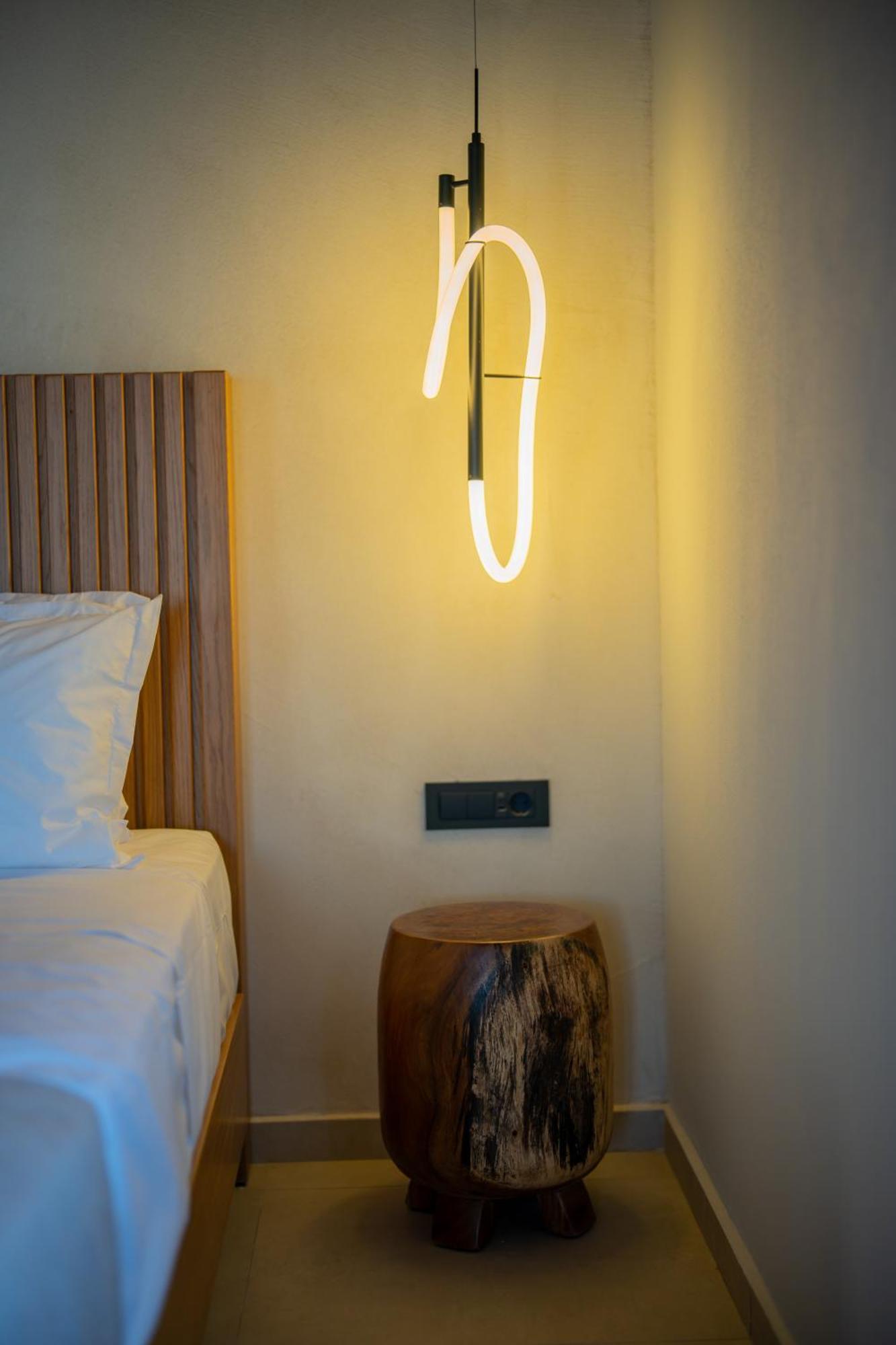 Apartment Rettimo Suites, Experience Luxury In The Heart Of