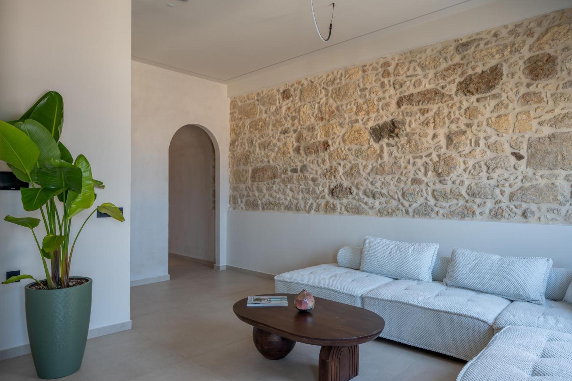 Rettimo Suites, Experience Luxury In The Heart Of Apartment