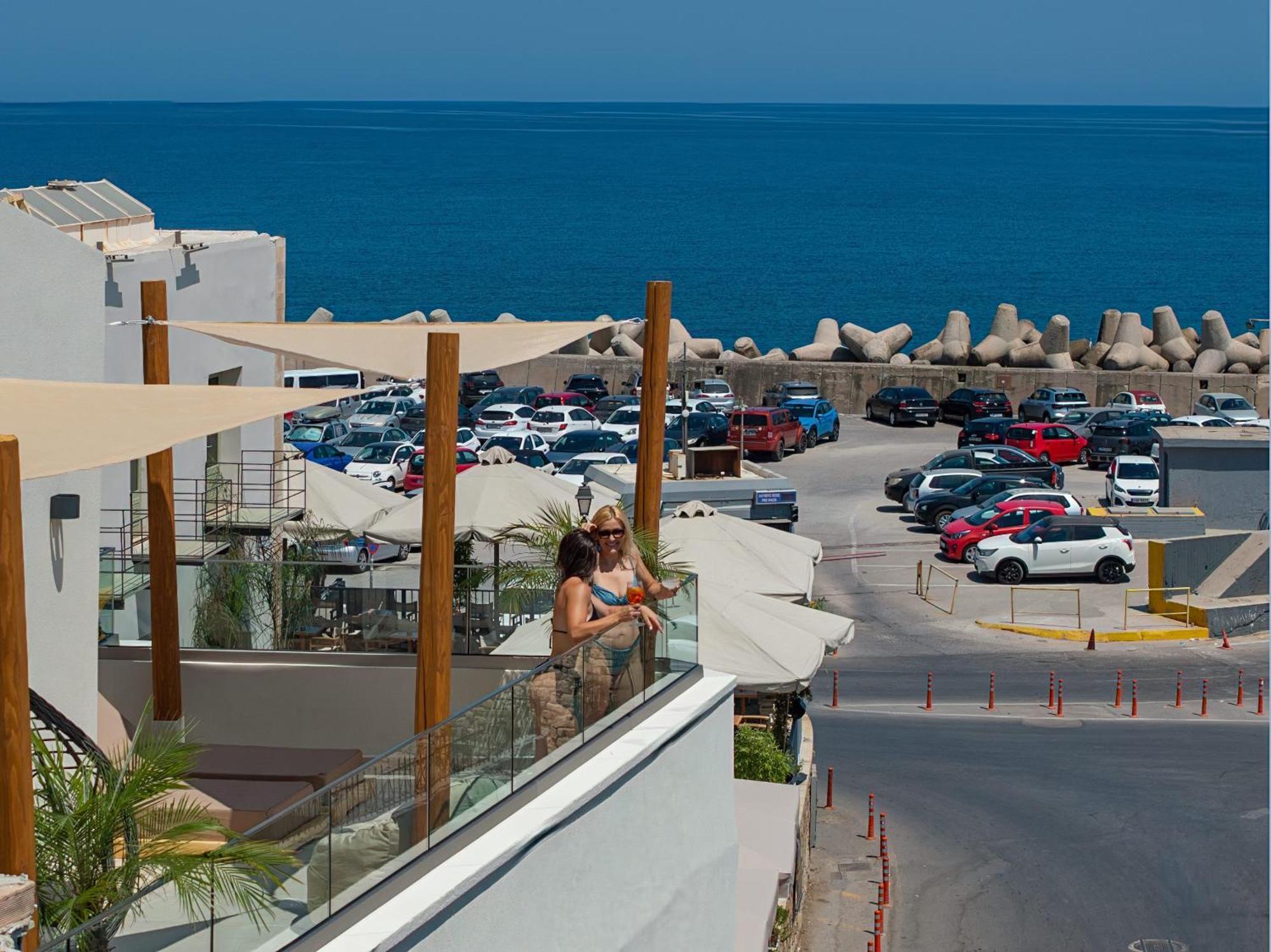 Apartment Rettimo Suites, Experience Luxury In The Heart Of Rethymno (Crete)