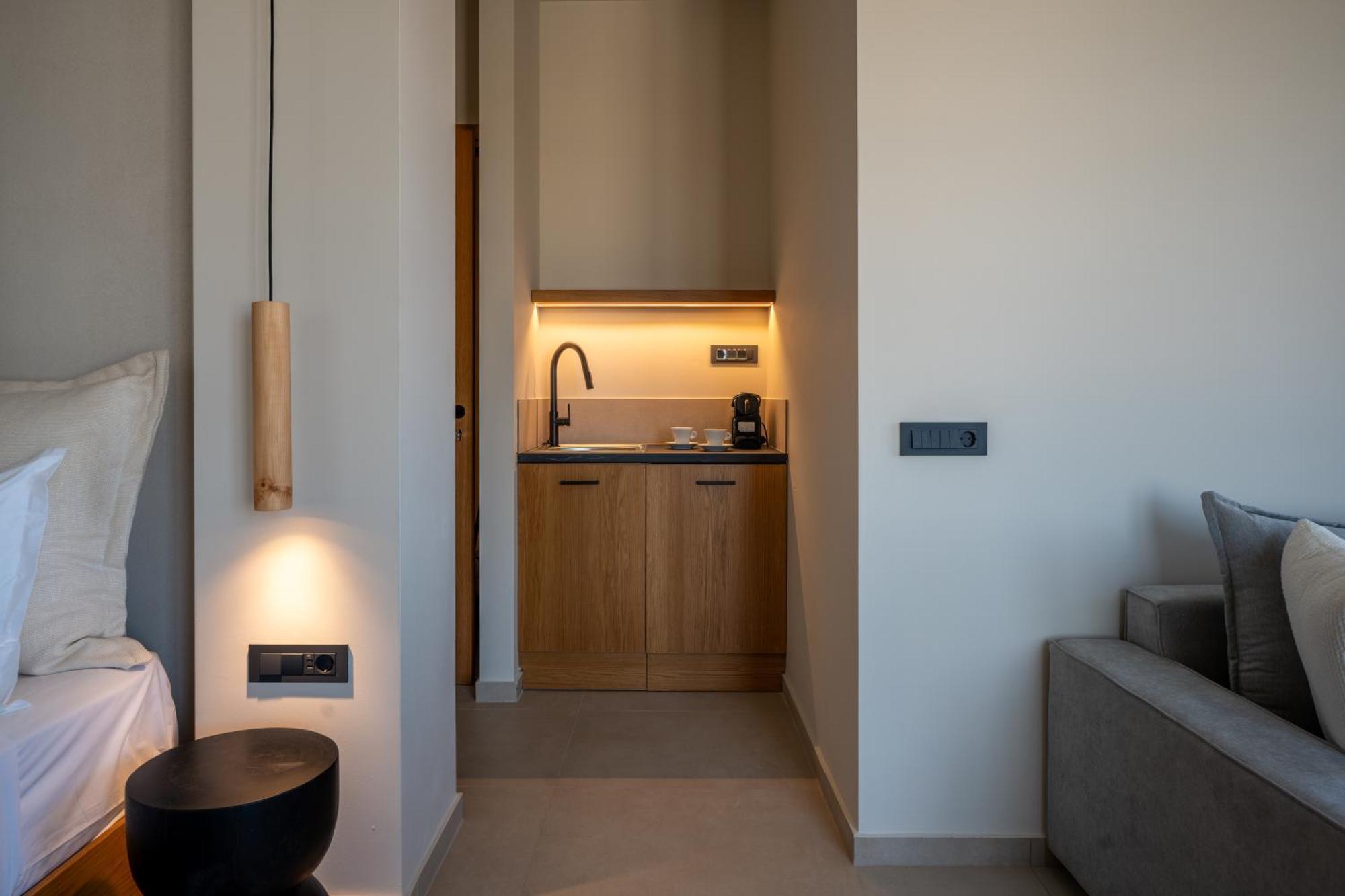 Rettimo Suites, Experience Luxury In The Heart Of Apartment *